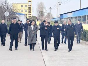 市委常委、副市長(zhǎng)潘開(kāi)名蒞臨洛陽(yáng)正大食品調(diào)研